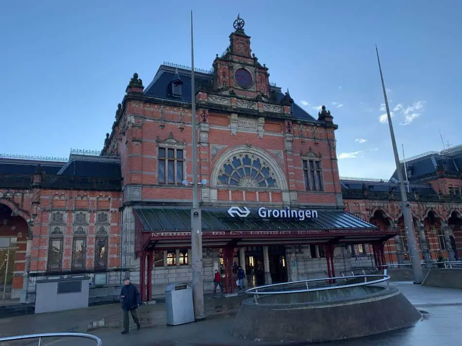 Het NS station van Groningen